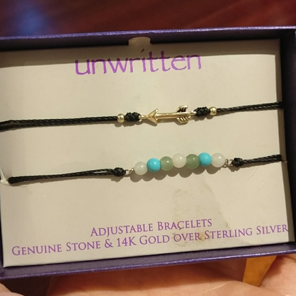 Adjustable arrow and bead bracelets